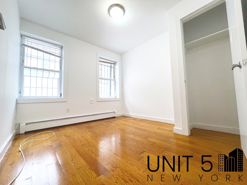 365 Vernon Avenue - Photo 5