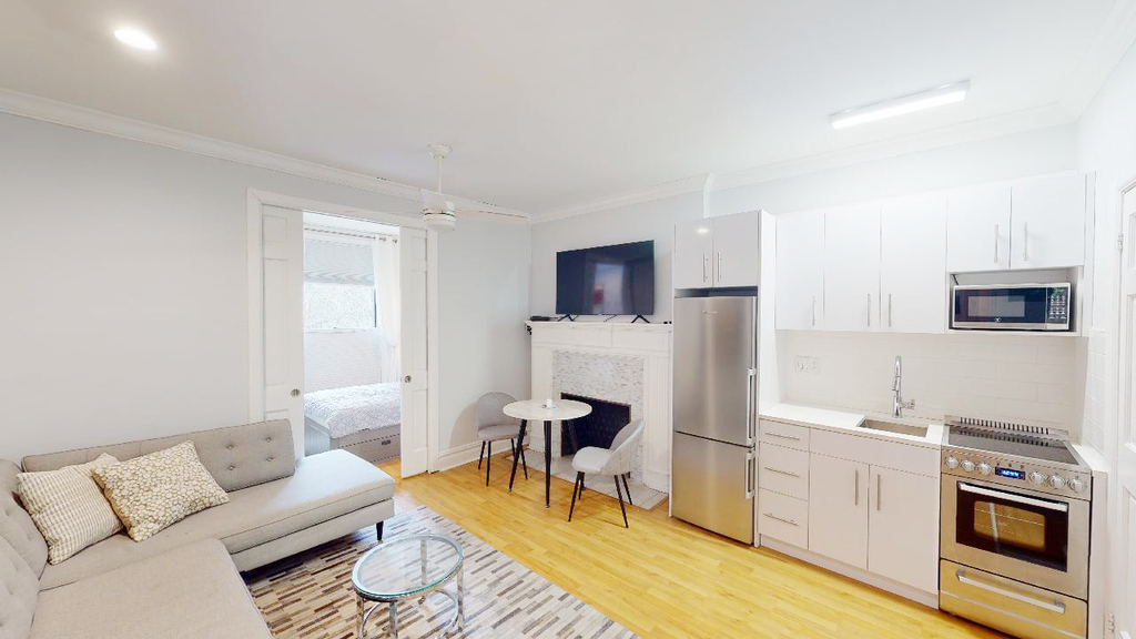 223 West 70th Street - Photo 13