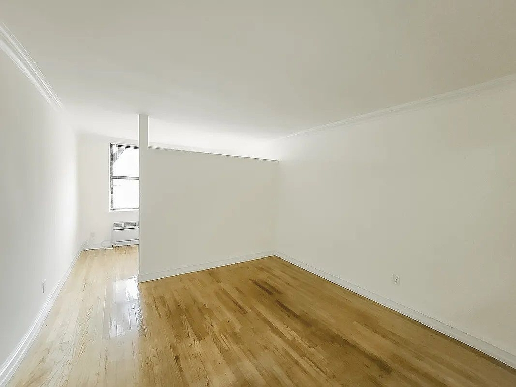 238 East 36th Street - Photo 0