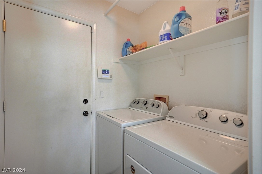 8154 Tone Street - Photo 16