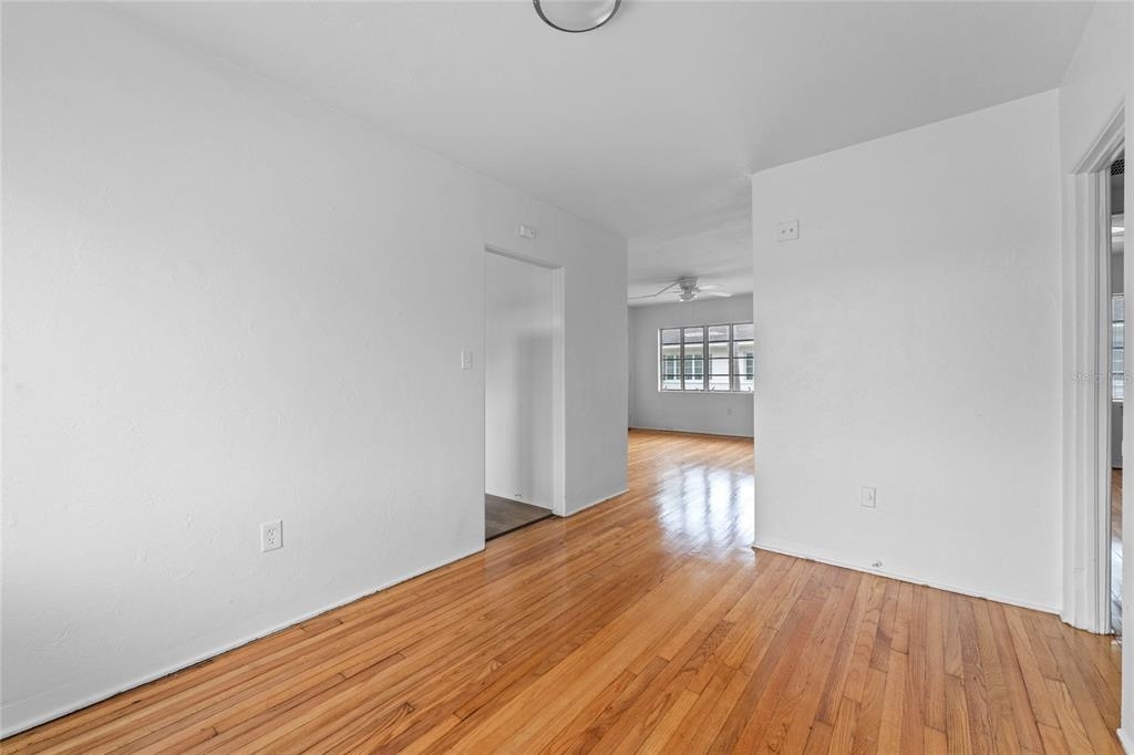 306 Lakeview Street - Photo 4