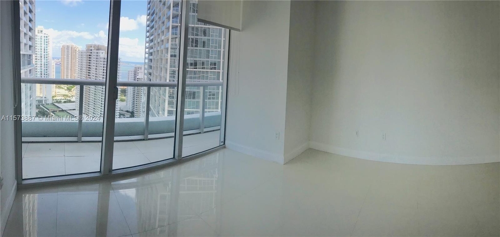 485 Brickell Ave - Photo 17