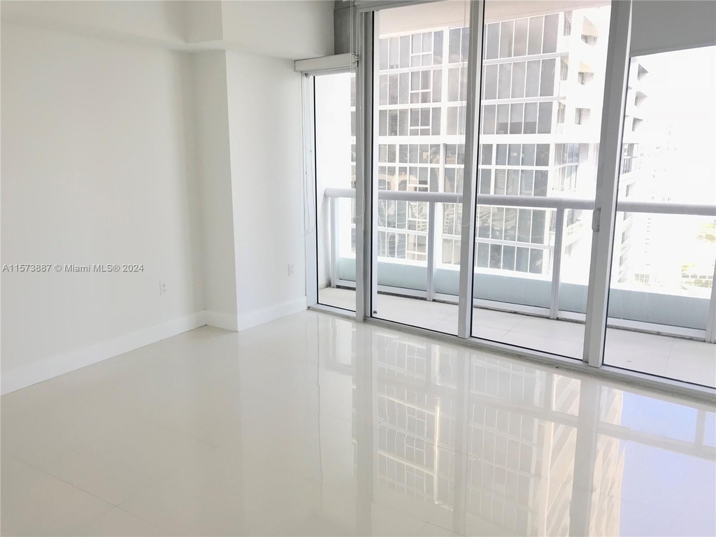 485 Brickell Ave - Photo 26