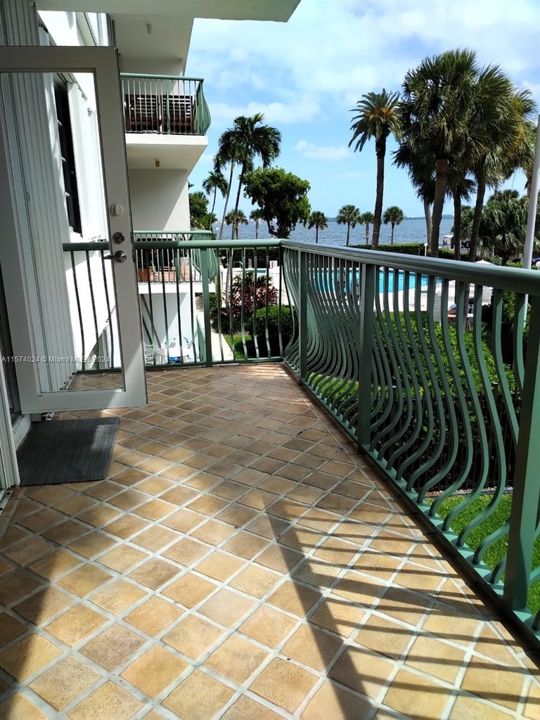 1408 Brickell Bay Dr - Photo 11