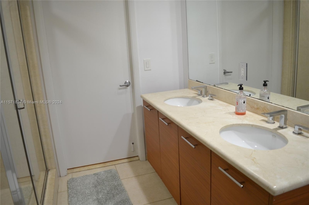 50 Biscayne Blvd - Photo 15