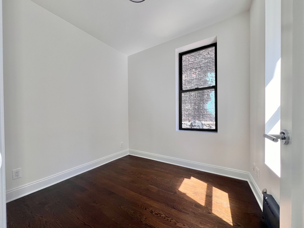 153 Mott Street - Photo 6