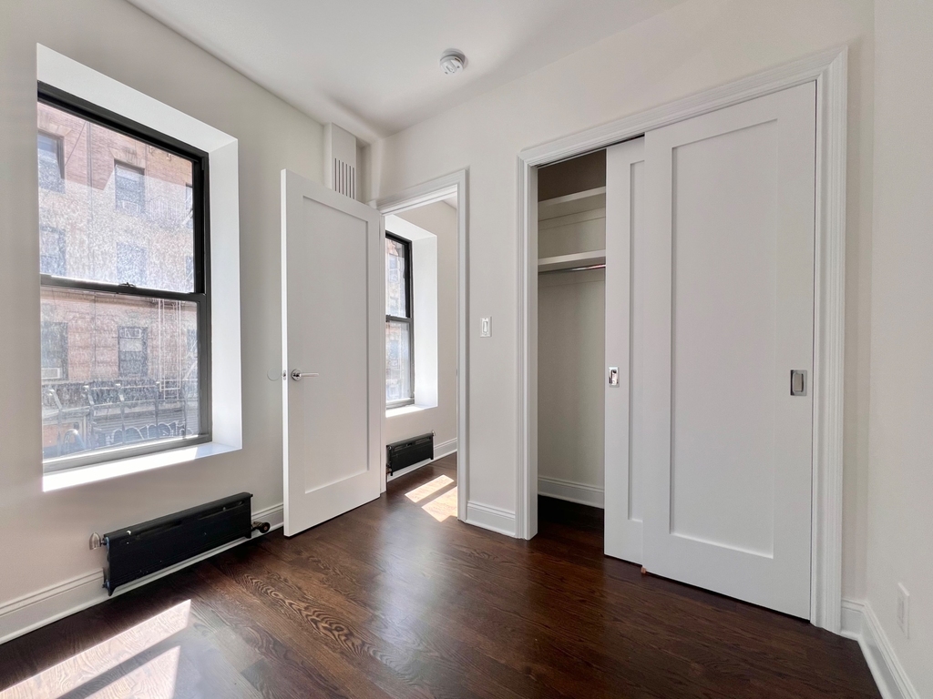 153 Mott Street - Photo 7