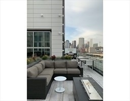 40 Traveler St - Photo 12