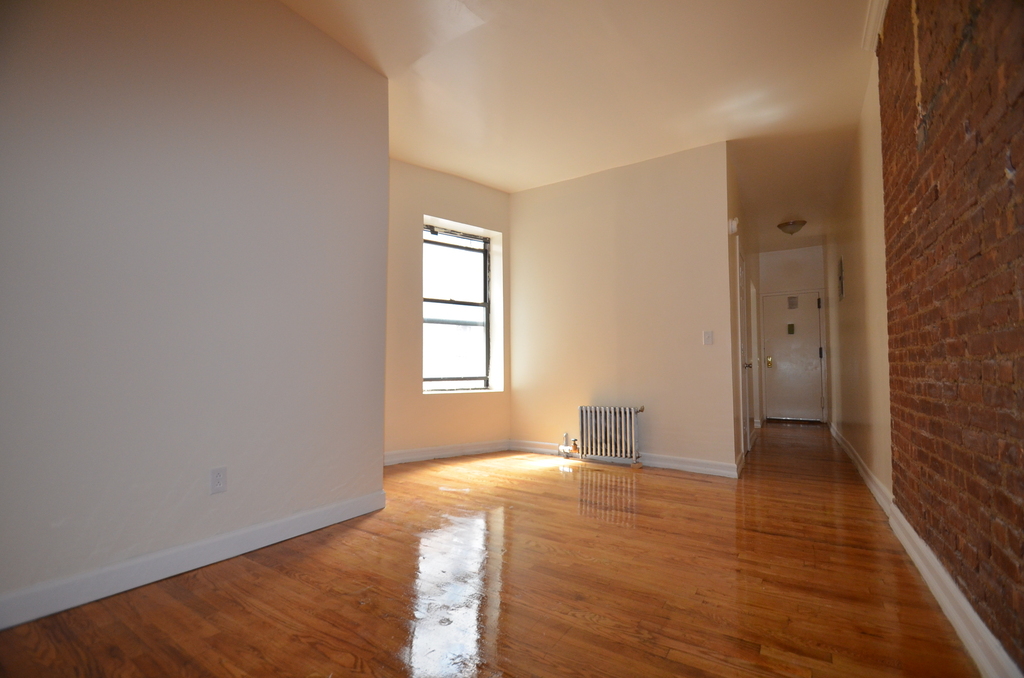 W 164th St - Photo 15