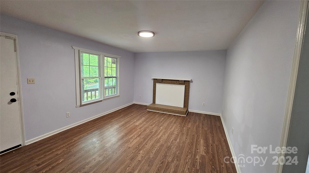 1313 Cheshire Avenue - Photo 1