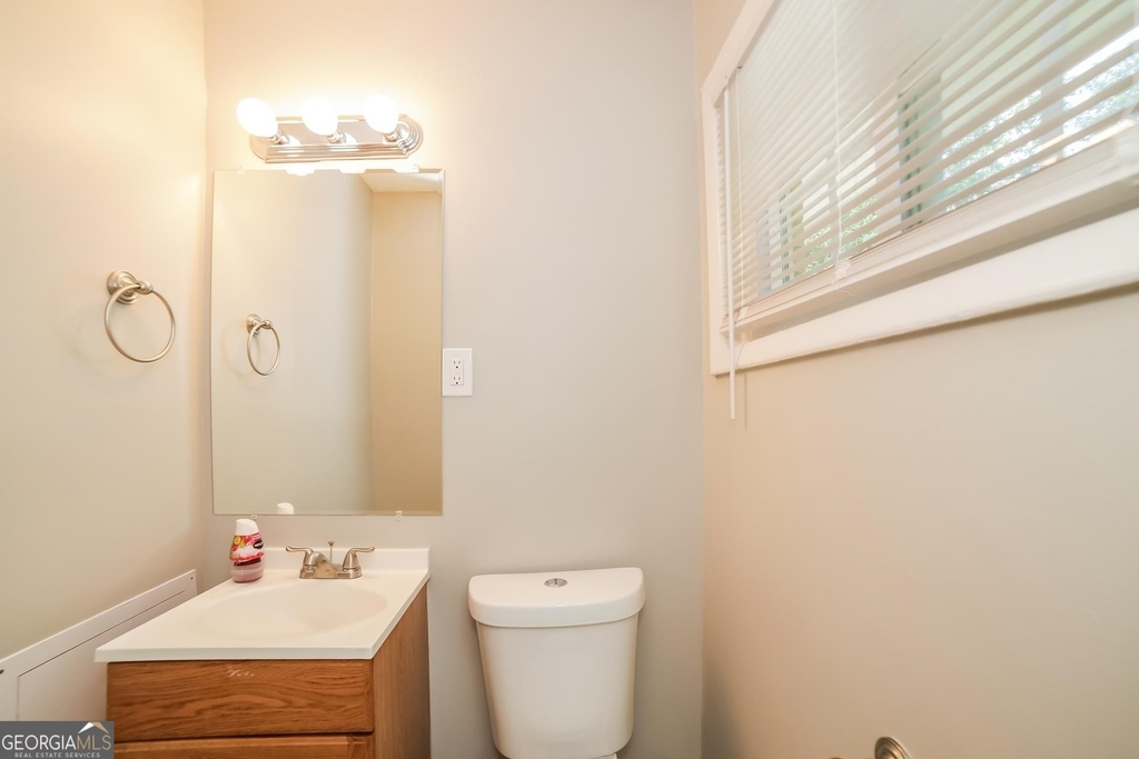 3558 Larkspur Terrace - Photo 13