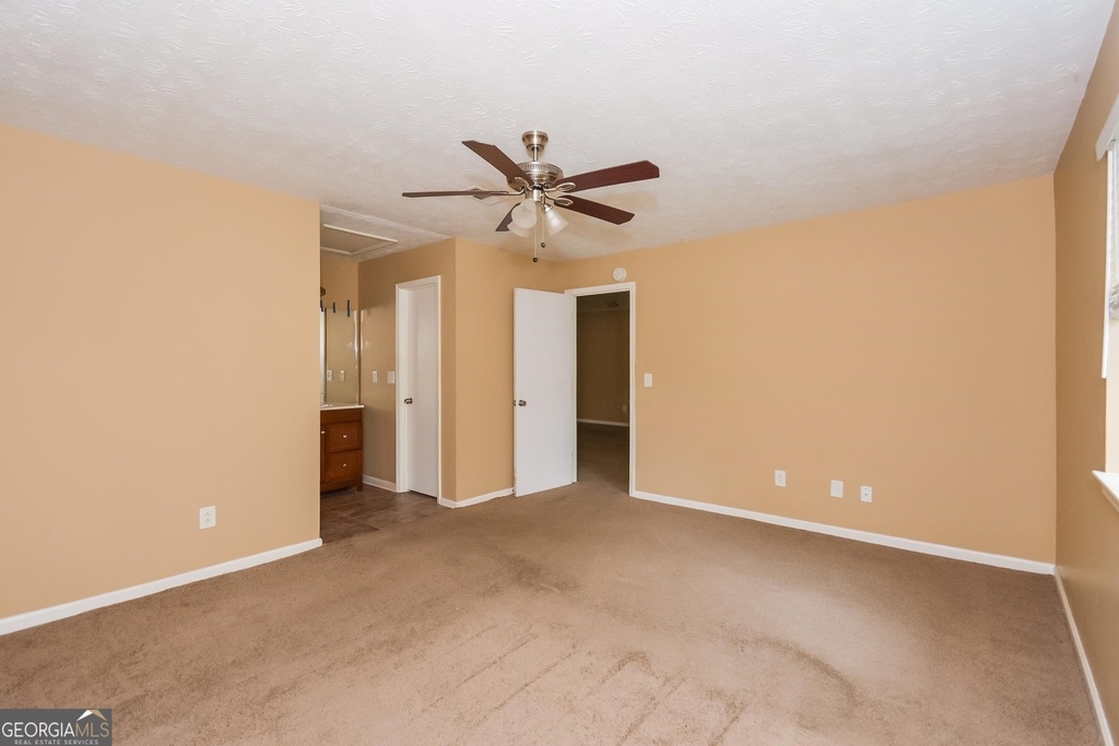 3503 Warwick Way - Photo 8