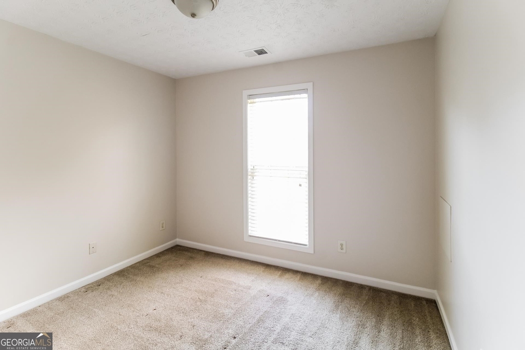 3843 Riverside Parkway - Photo 12