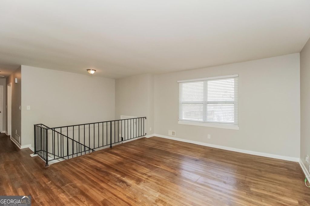 3943 Wedgefield Circle - Photo 1