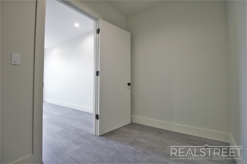 1166 Saint Johns Place - Photo 10