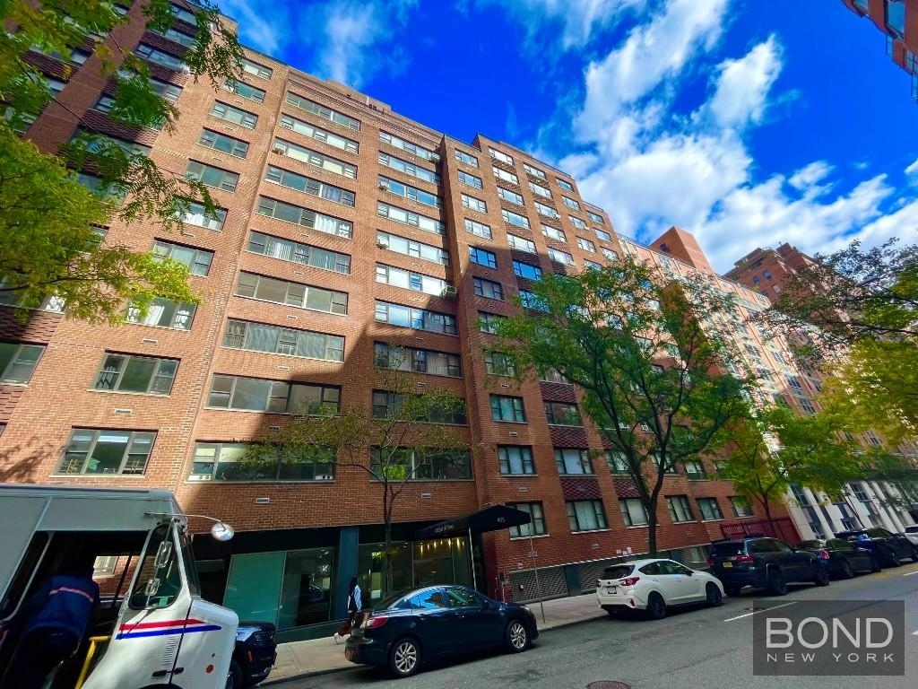 405 East 56th Street - Photo 0