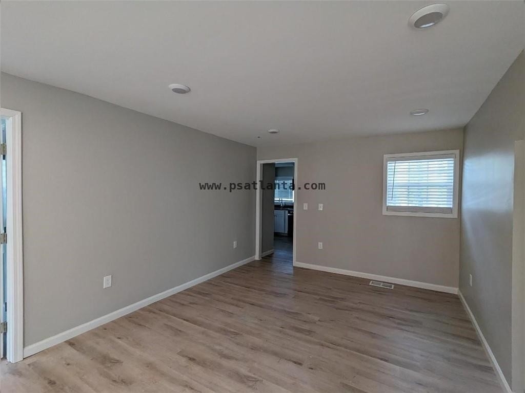 3366 Phillips Circle - Photo 3