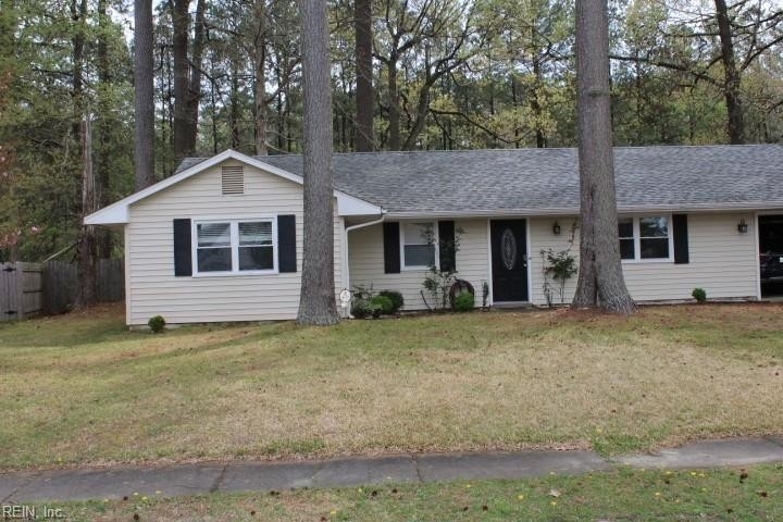 2833 Augusta Circle - Photo 2