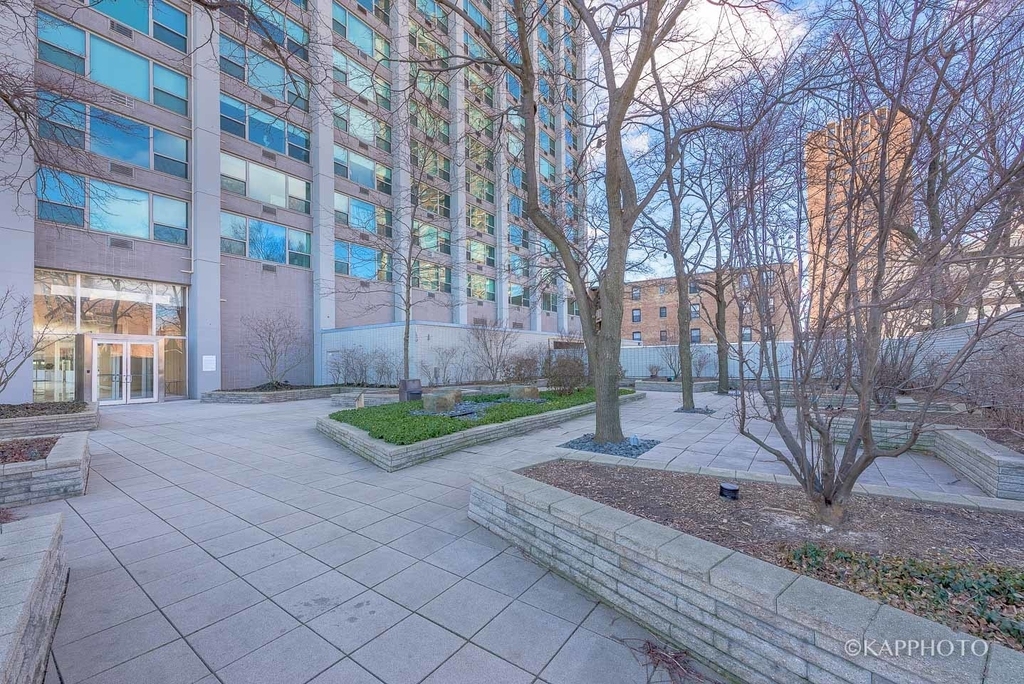 3600 N Lake Shore Drive - Photo 33