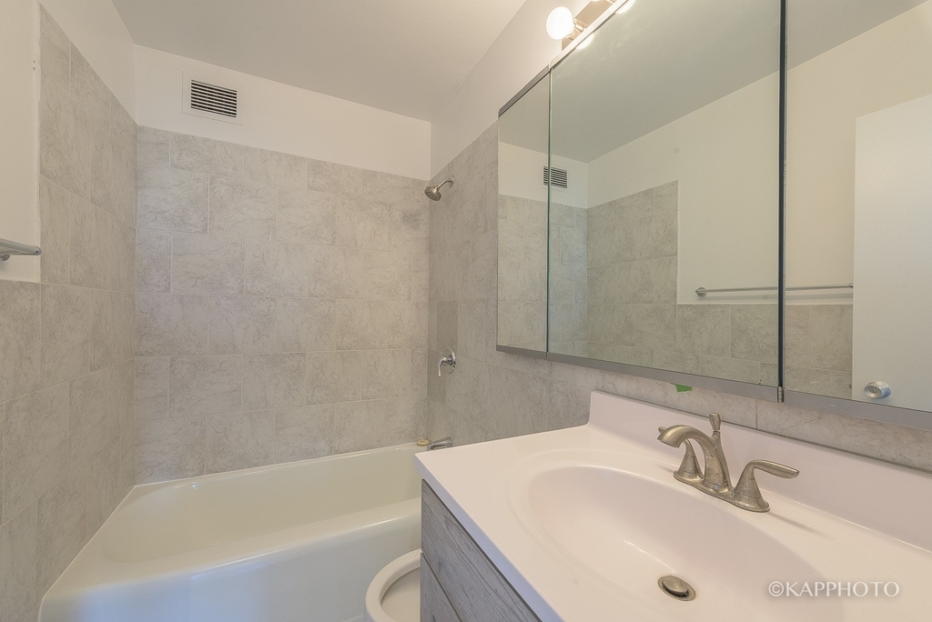 3600 N Lake Shore Drive - Photo 20