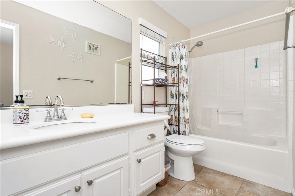 15760 Danbury Way - Photo 35