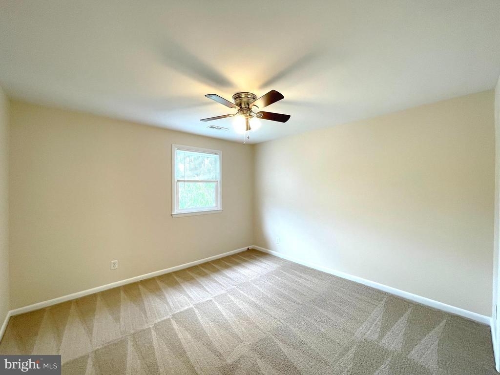 300 Serenity Ct - Photo 12