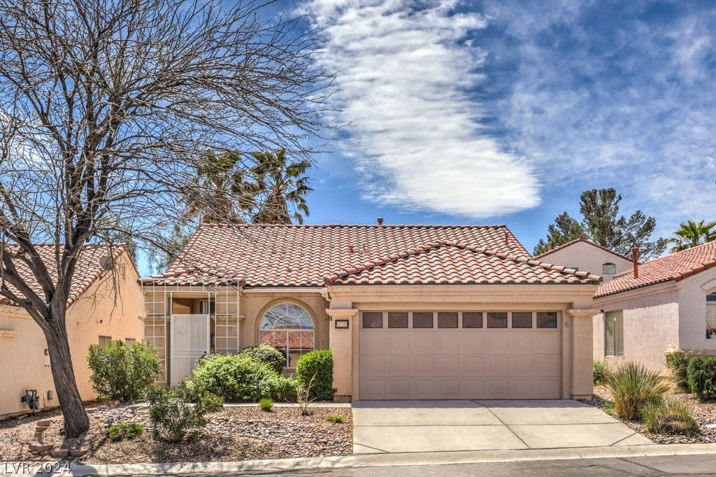 1712 Pinion Mesa Court - Photo 2