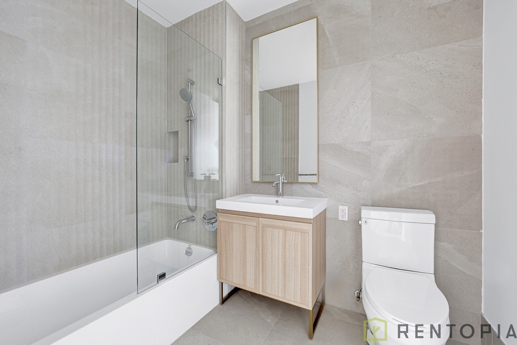 597 Grand Street - Photo 5