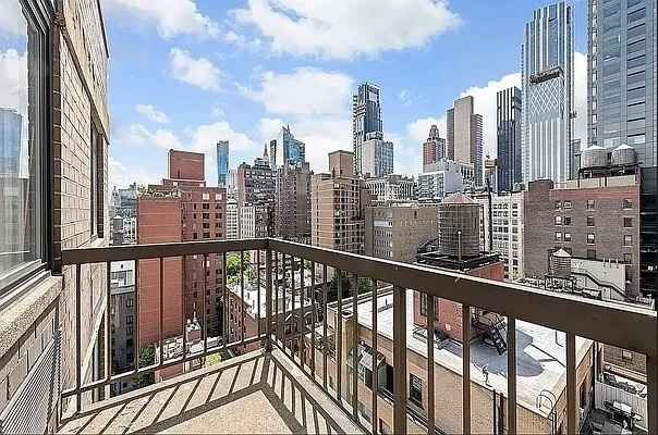 184 Lexington Avenue - Photo 7