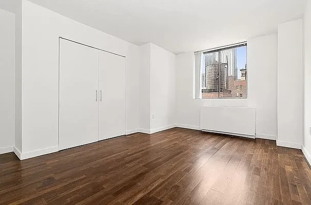 184 Lexington Avenue - Photo 3