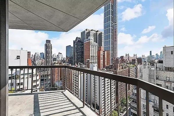 360 East 57th Street - Photo 9