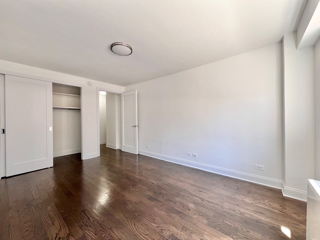 147 East 16th Street - Photo 11