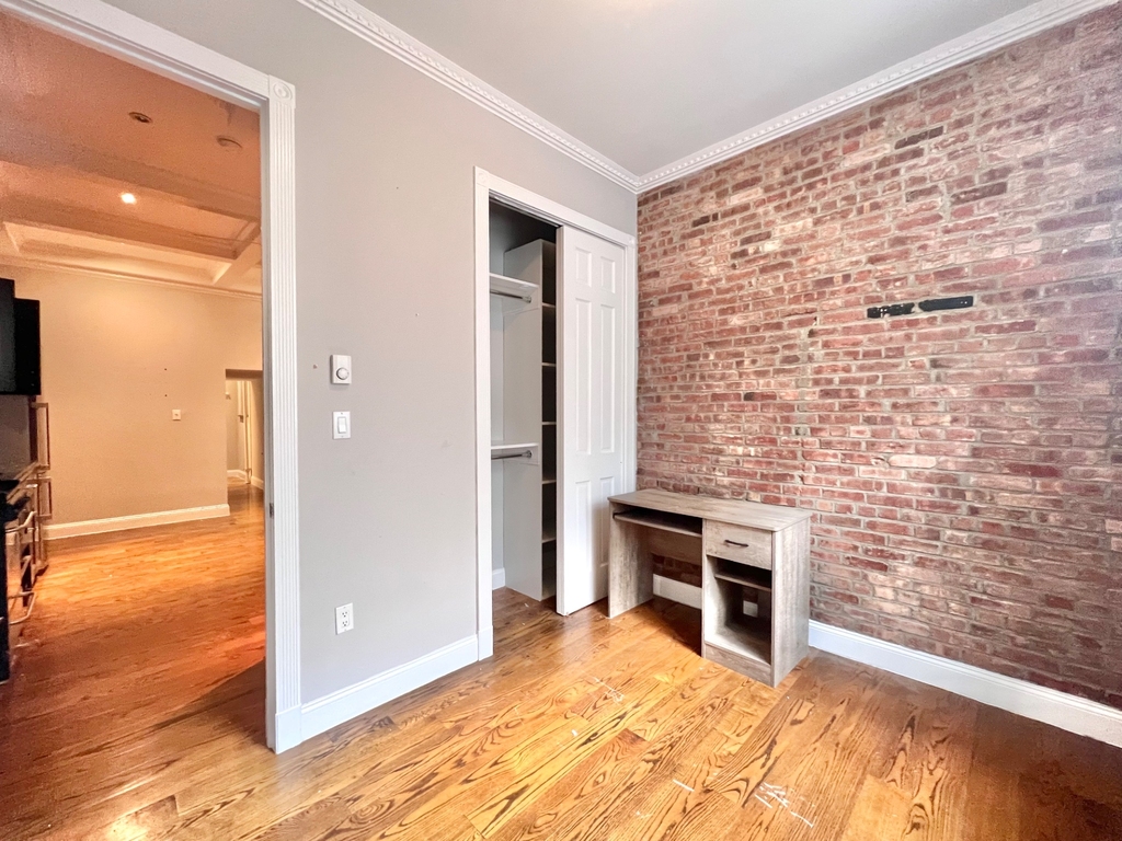 11 West 103rd Street - Photo 3