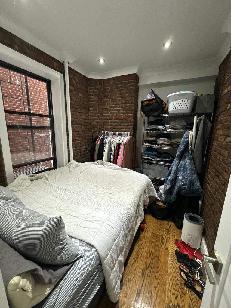 106 West 13th Street - Photo 0