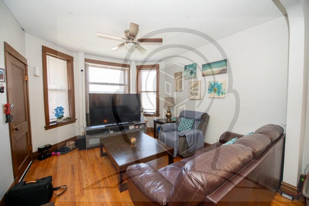 5051 W Berenice - Photo 1