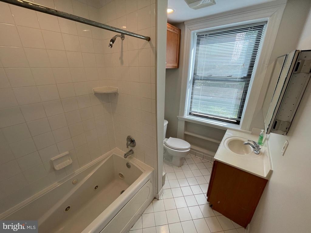 3100 Connecticut Ave Nw - Photo 8