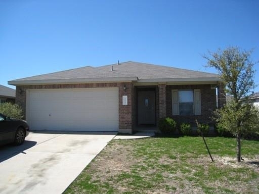 215 Mesa Dr - Photo 0