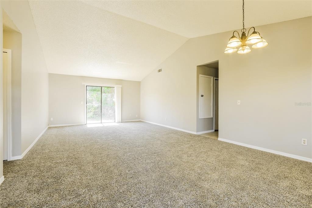 2175 Carriage Pointe Loop - Photo 2