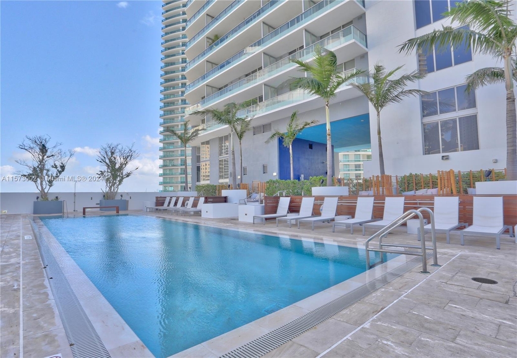 1300 Brickell Bay Dr - Photo 21