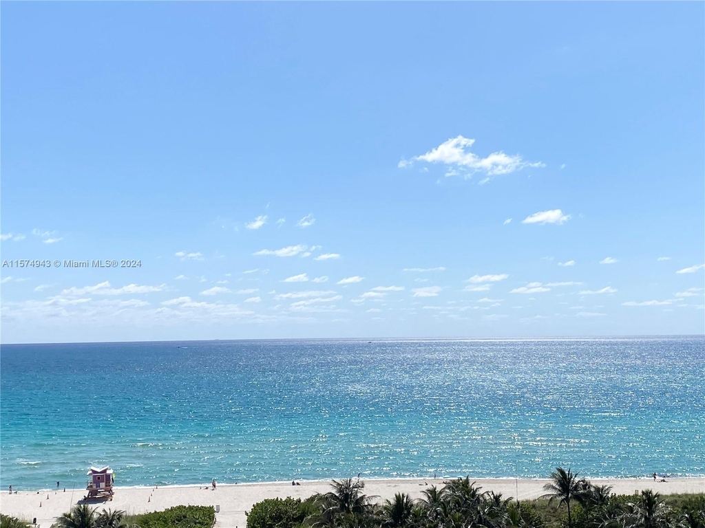 6450 Collins Ave - Photo 13