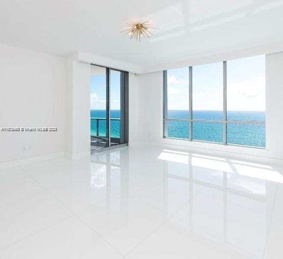 5959 Collins Ave - Photo 4