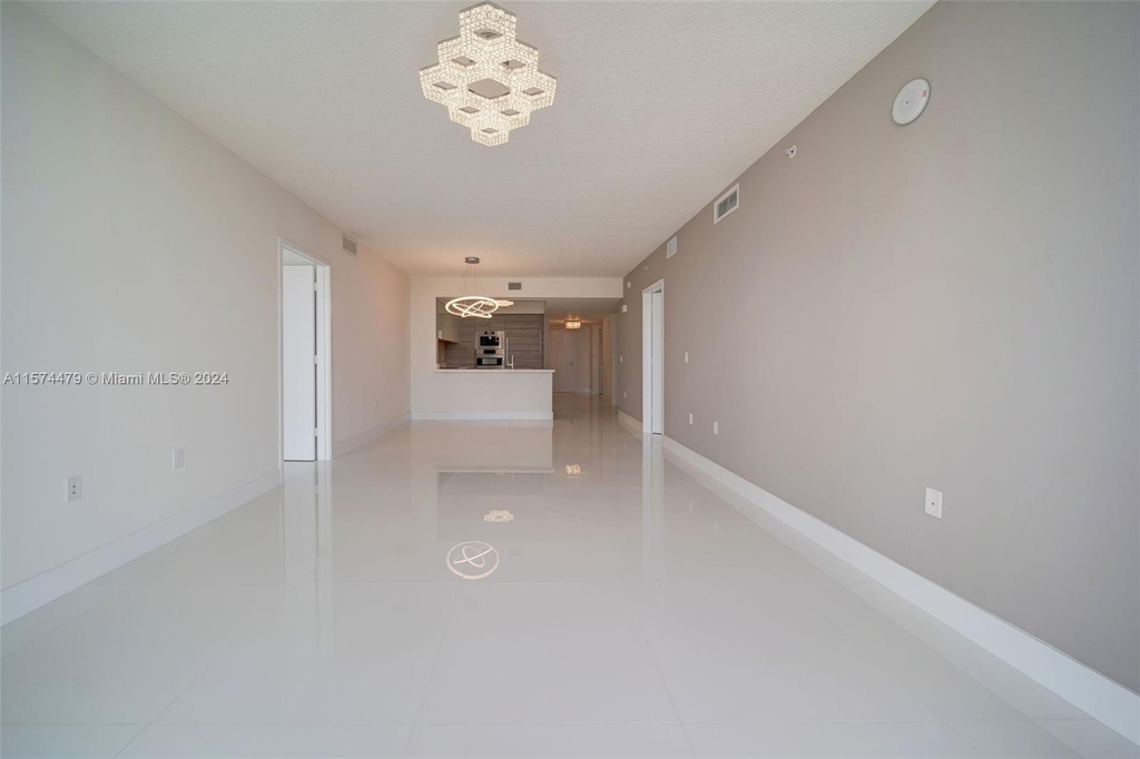 300 Sunny Isles Blvd - Photo 28