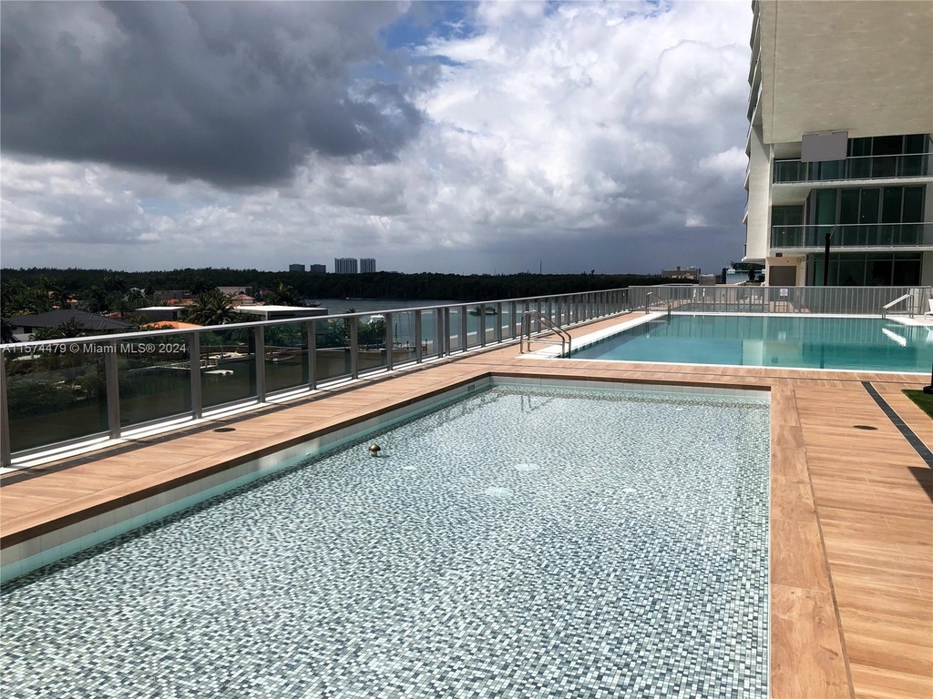 300 Sunny Isles Blvd - Photo 40