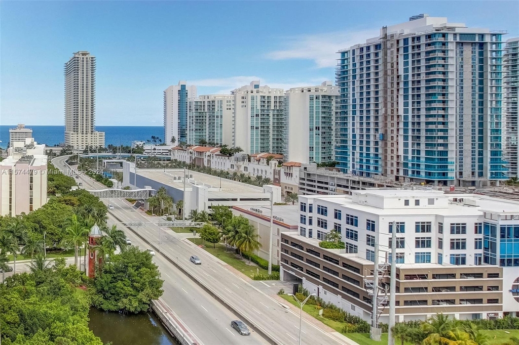 300 Sunny Isles Blvd - Photo 35