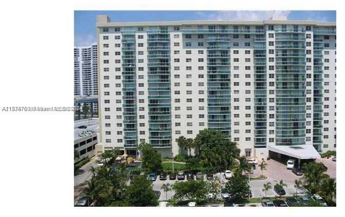 19380 Collins Ave - Photo 1