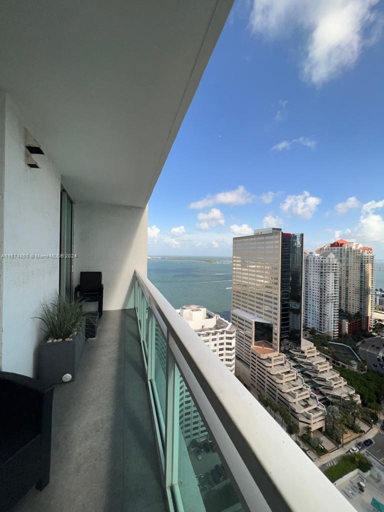 950 Brickell Bay Dr - Photo 2