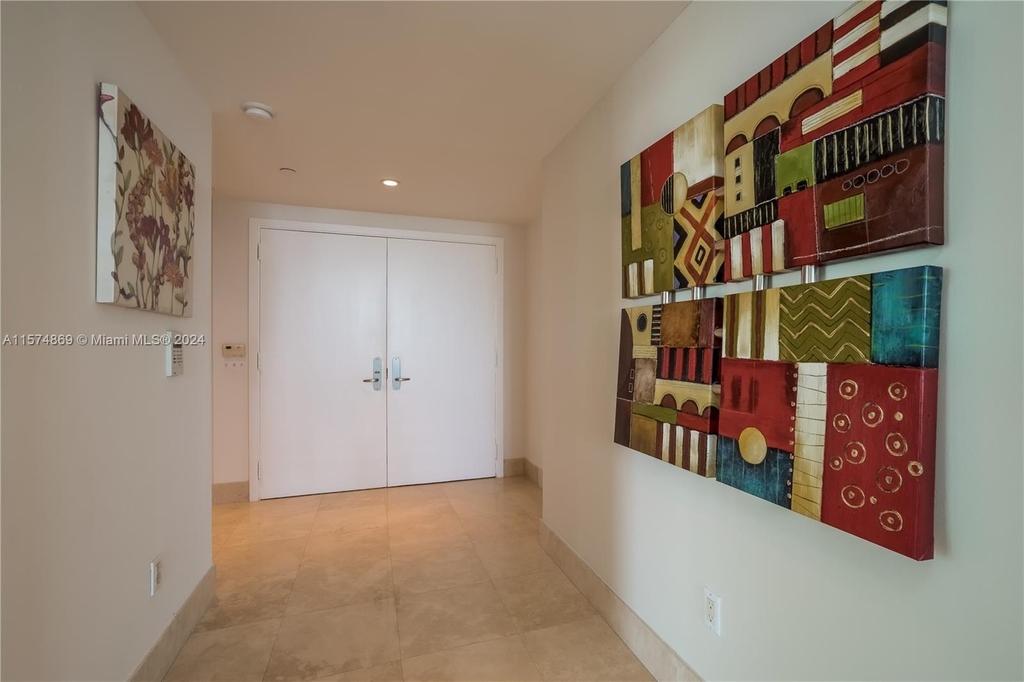 1331 Brickell Bay Dr - Photo 4