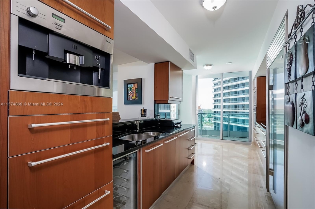 1331 Brickell Bay Dr - Photo 10