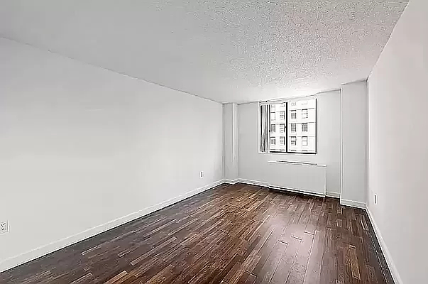 184 Lexington Avenue - Photo 3