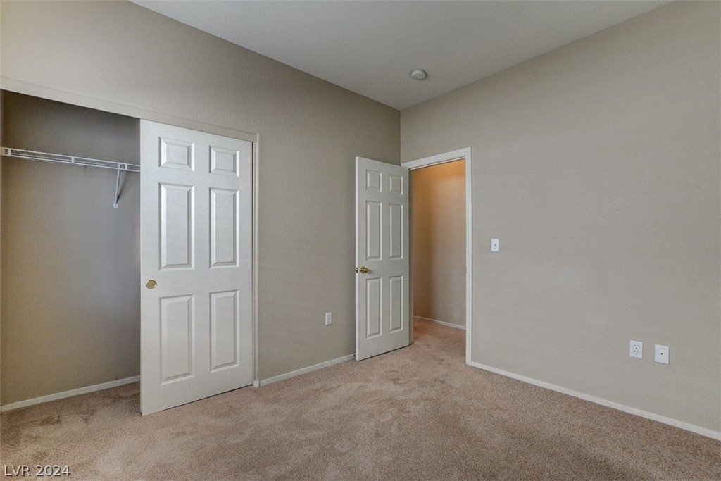 10940 Salernes Street - Photo 22